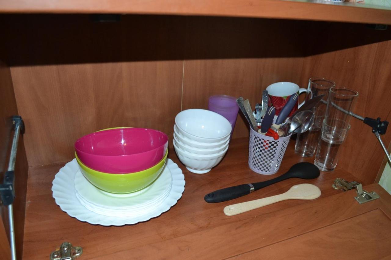Квартира Двохкімнатна Фонтан Apartment คาเมียเนตส์-โปดิลสกี ภายนอก รูปภาพ